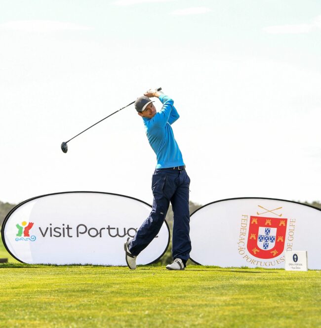 Daan-Huizing-o-lider-da-1.a-volta-fotografia-de-Octavio-Passos-Getty-Images-MR-site-scaled