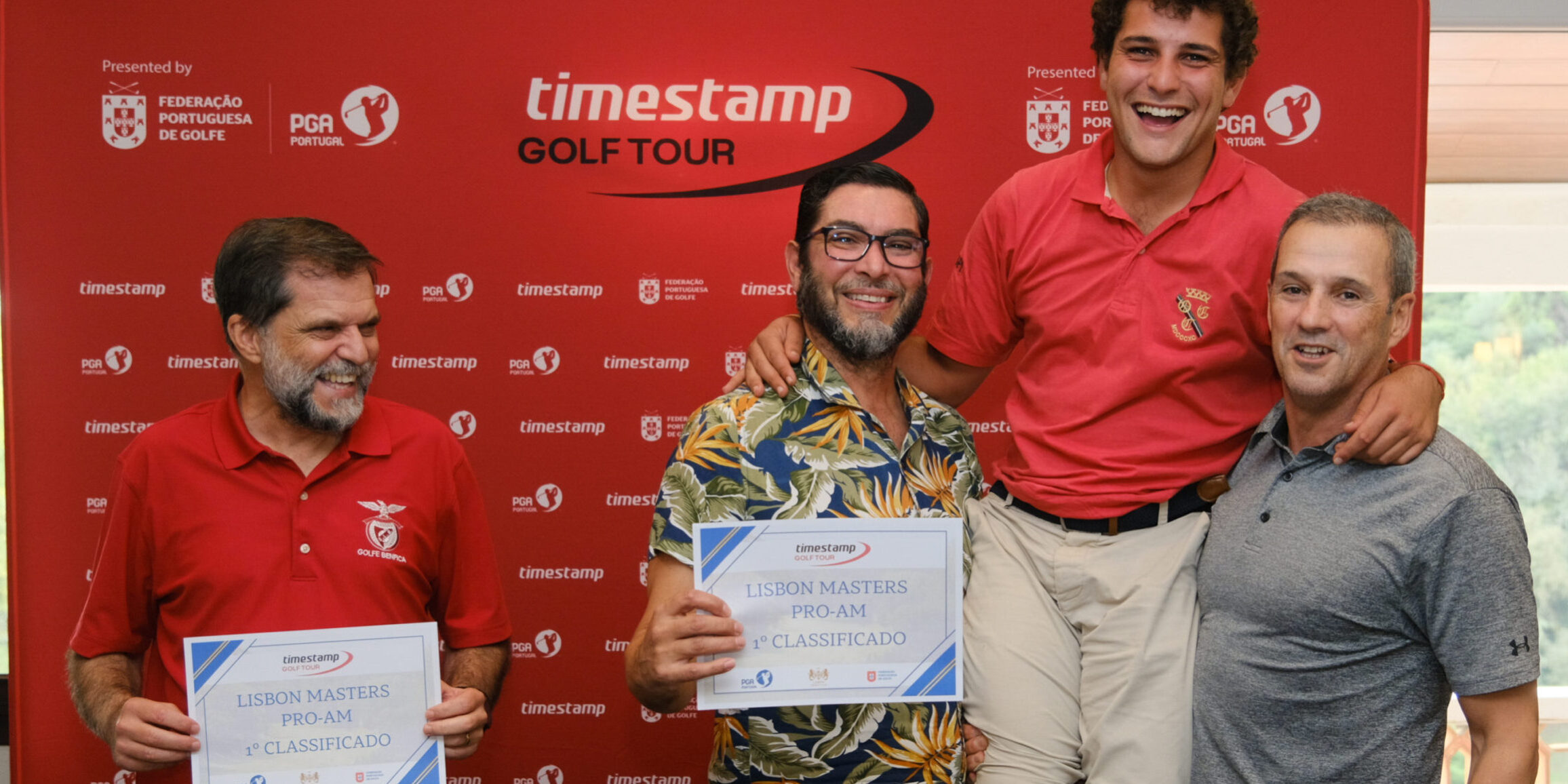 PR – A equipa campeã do Pro-Am, liderada pelo profissional Ricardo Garcia (ao colo)